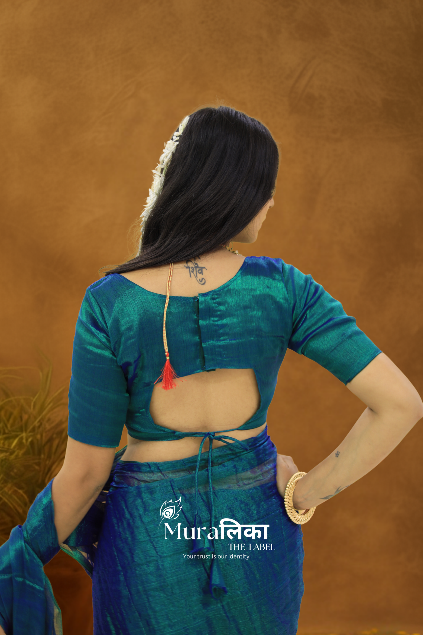 Muralika Pure Elegance Handloom Tissue Saree