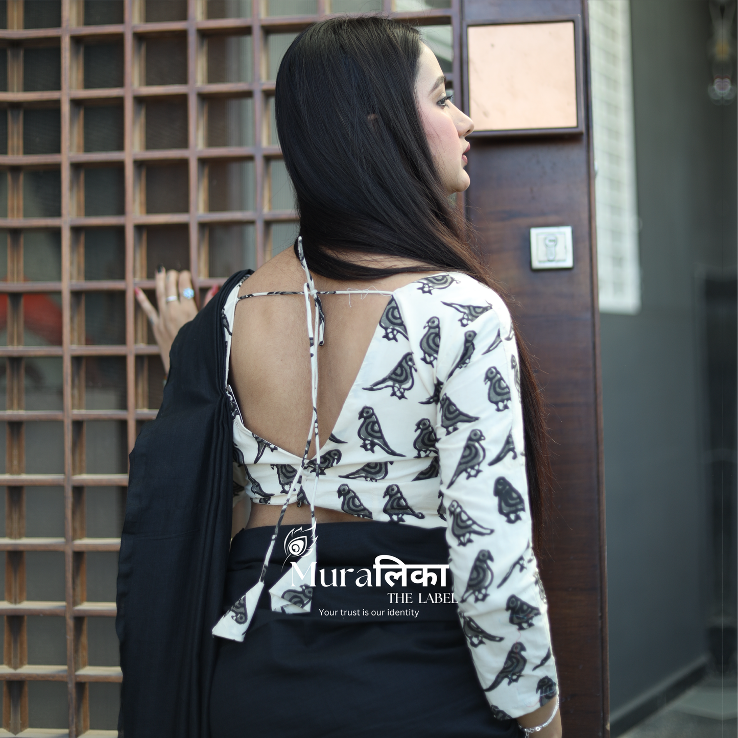 Muralika Black Handloom Saree