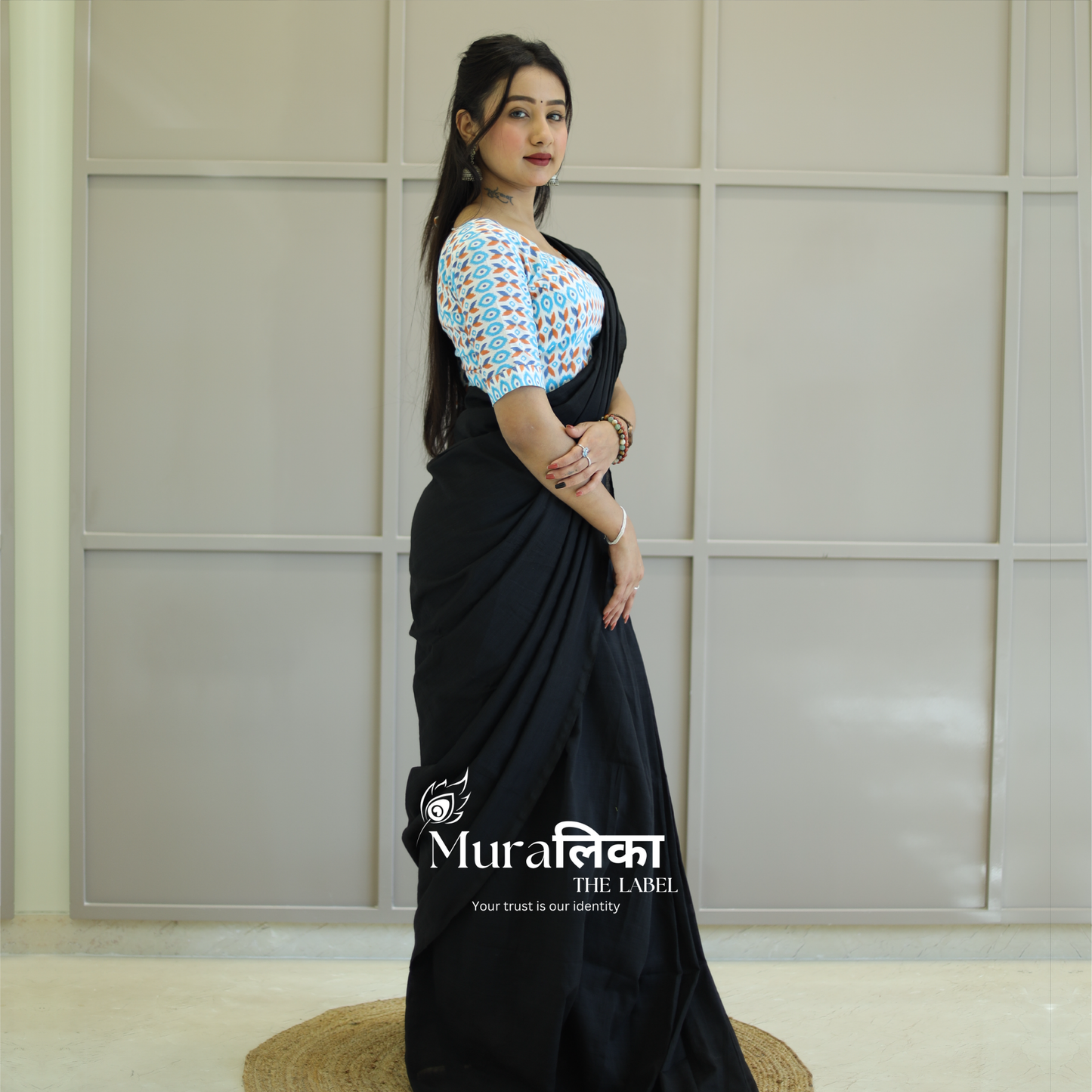 Muralika Black Handloom Saree