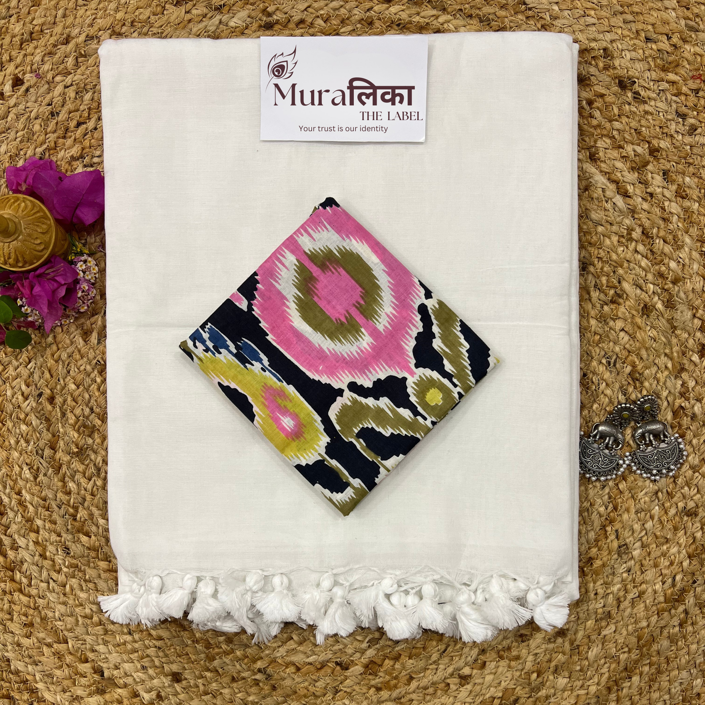Muralika White Handloom Saree