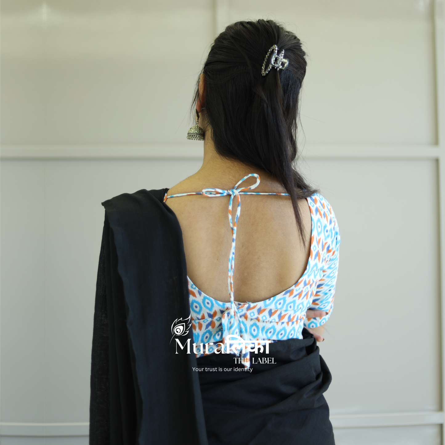 Muralika Black Handloom Saree