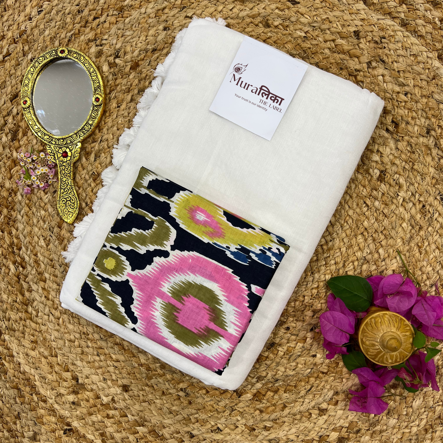 Muralika White Handloom Saree