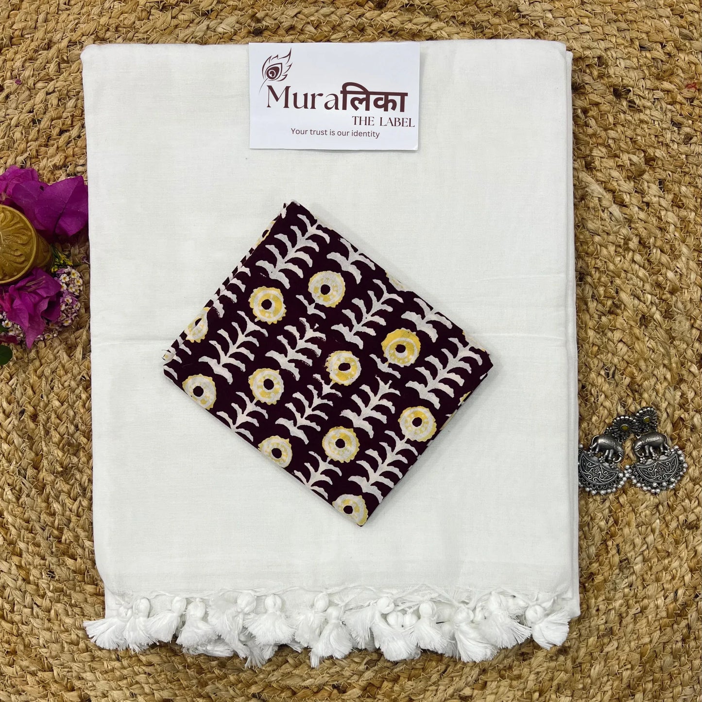 Muralika White Handloom Saree - Muralika the label