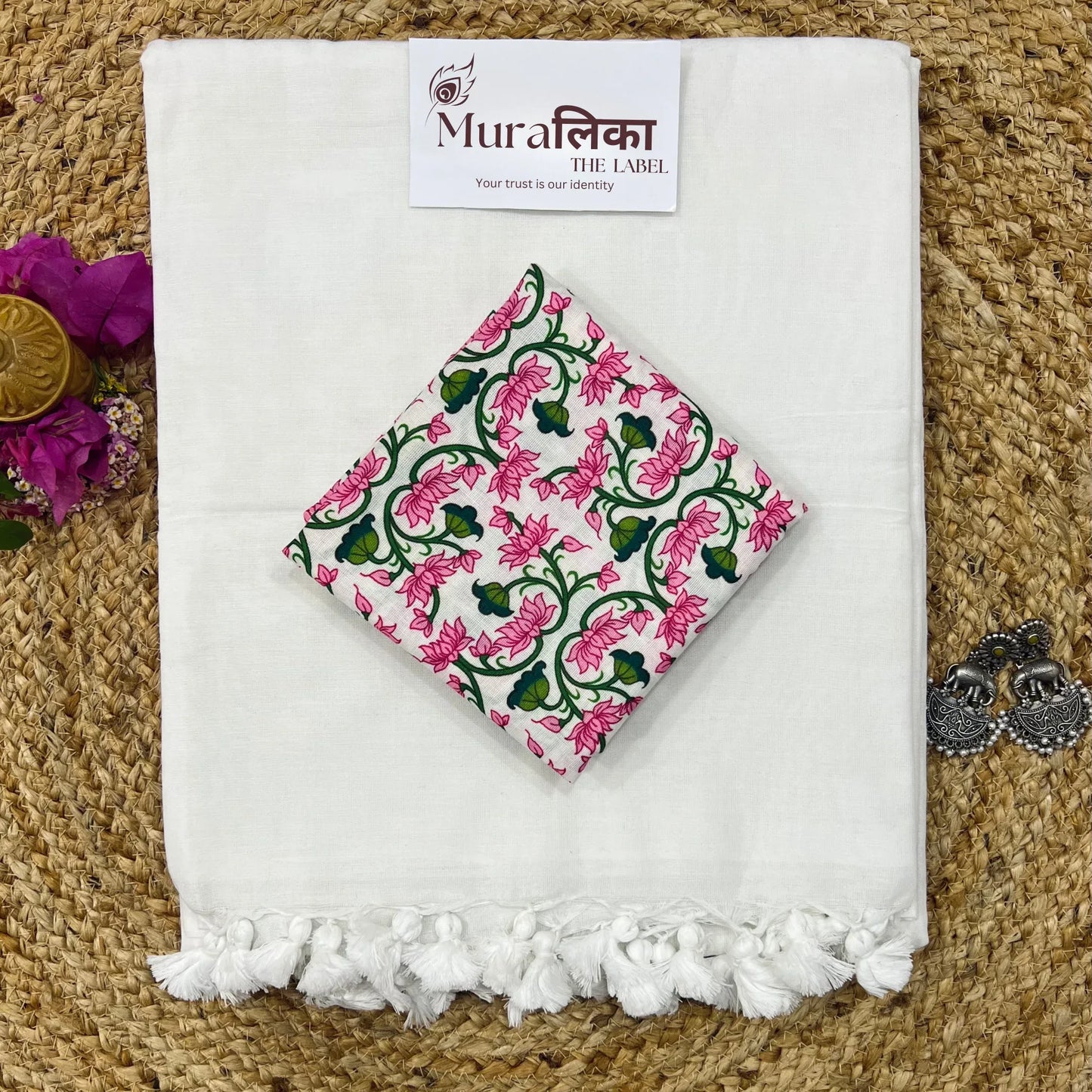 Muralika White Handloom Saree - Muralika the label