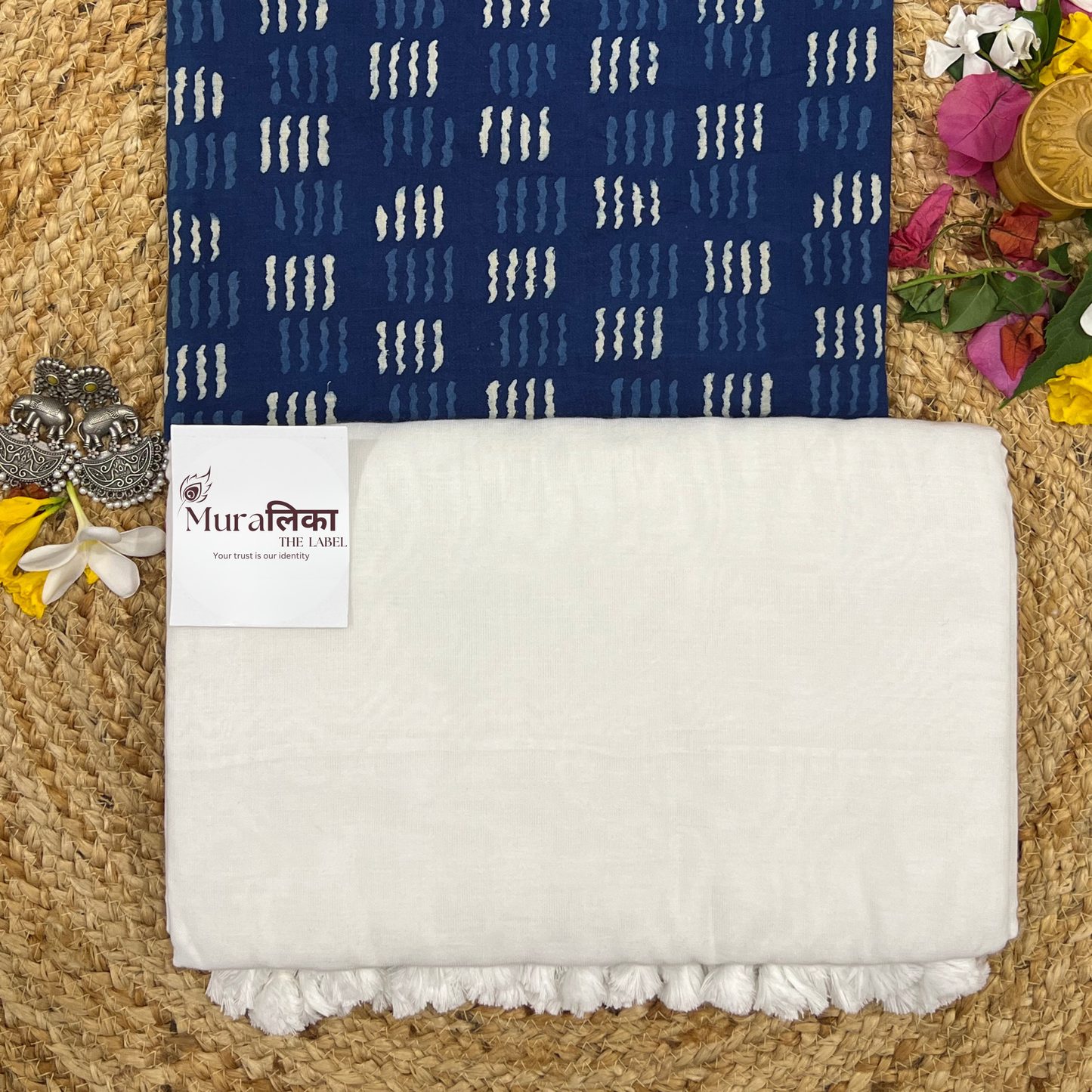 Muralika White Handloom Saree