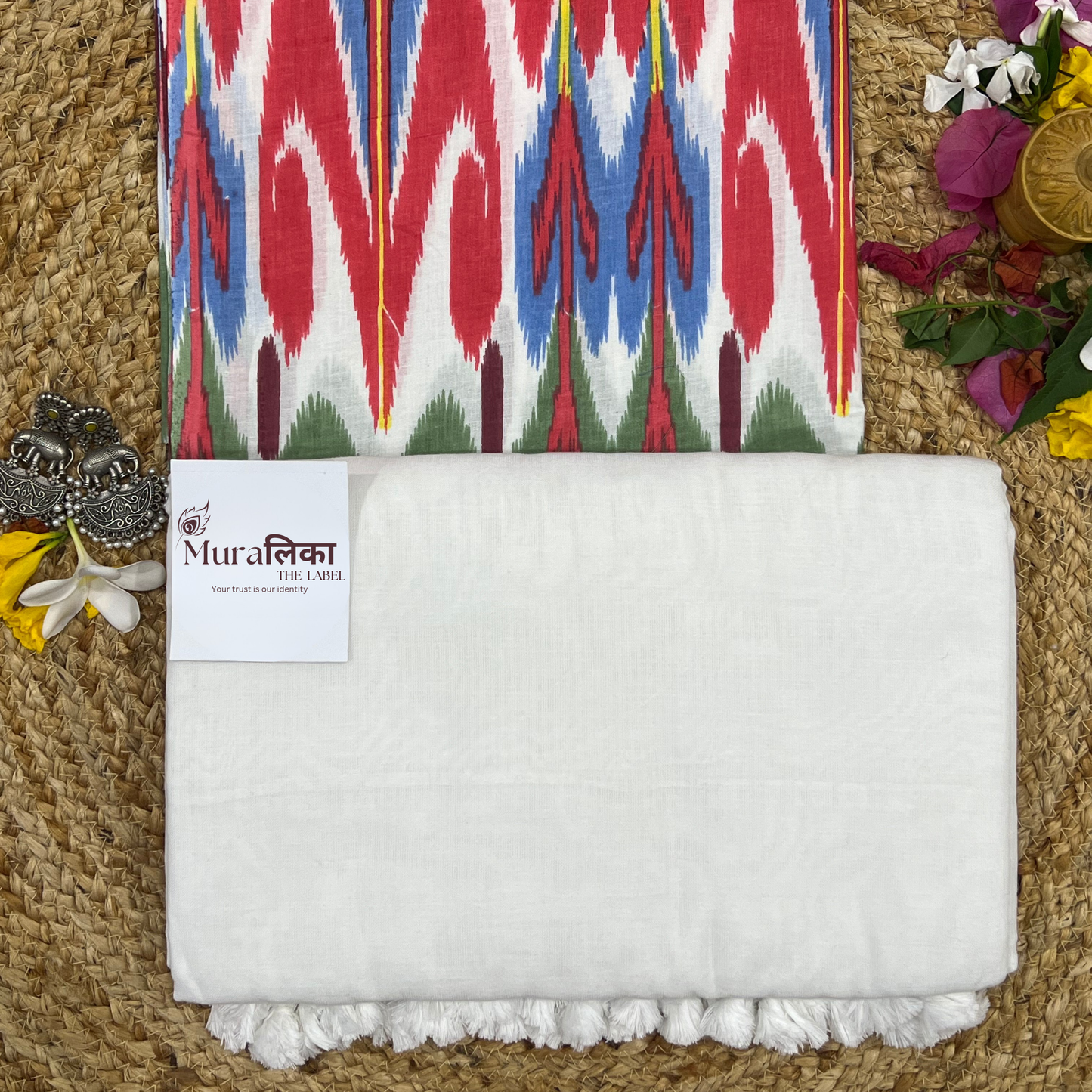 Muralika White Handloom Saree