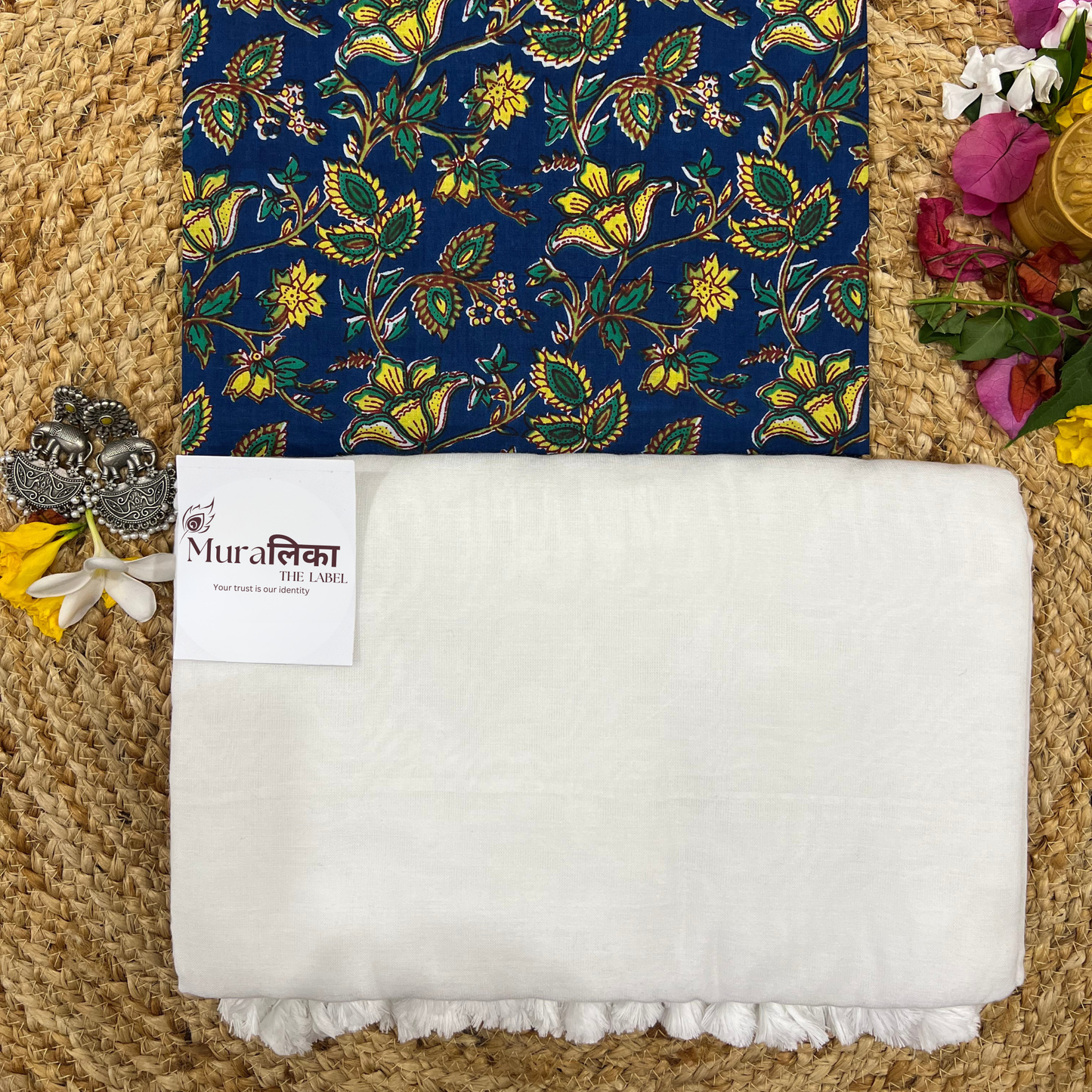 Muralika White Handloom Saree