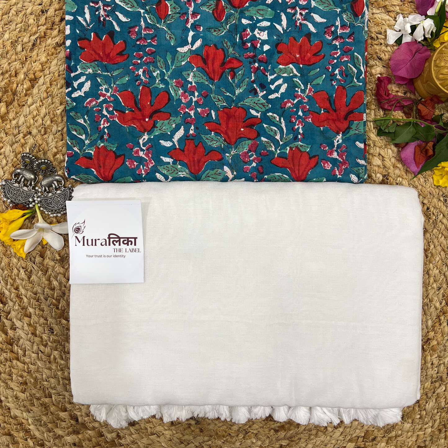 Muralika White Handloom Saree