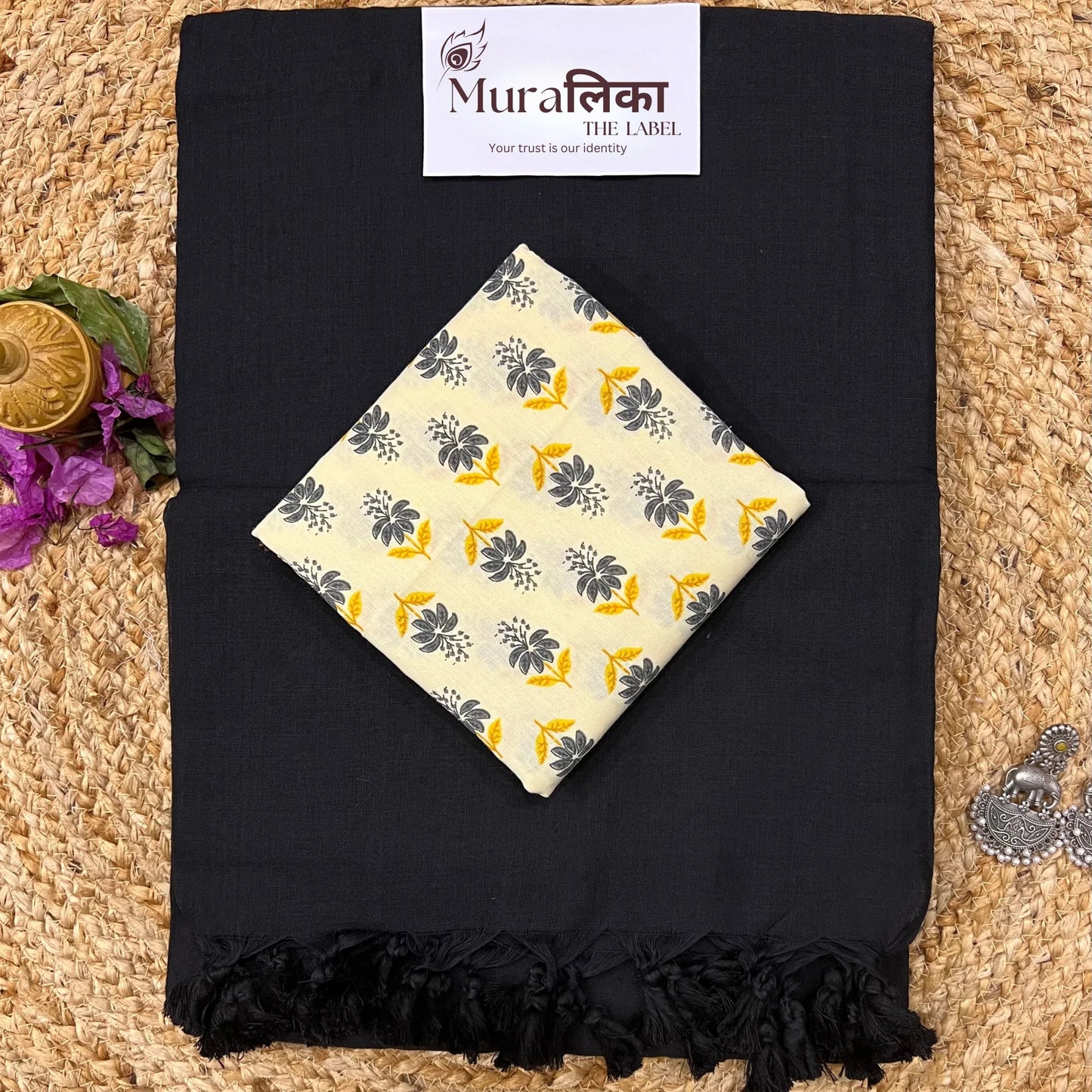 Muralika Black Handloom Saree - Muralika the label