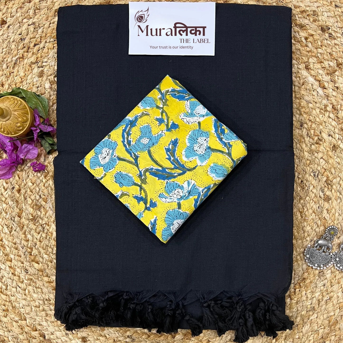 Muralika Black Handloom Saree - Muralika the label