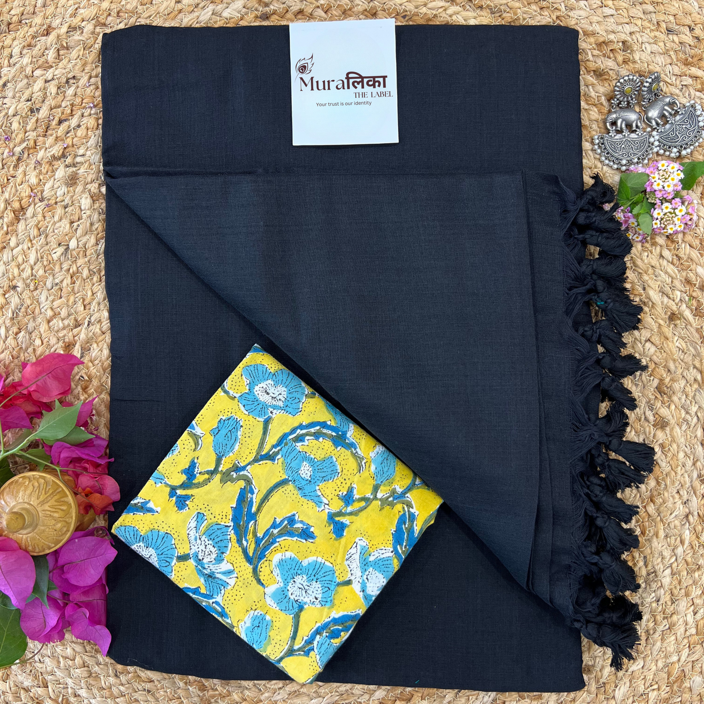 Muralika Black Handloom Saree