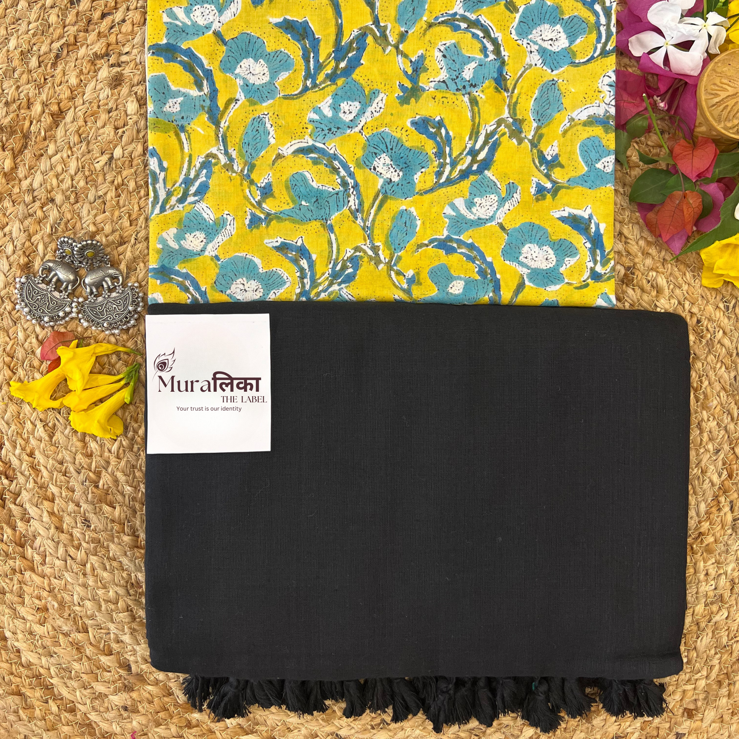 Muralika Black Handloom Saree