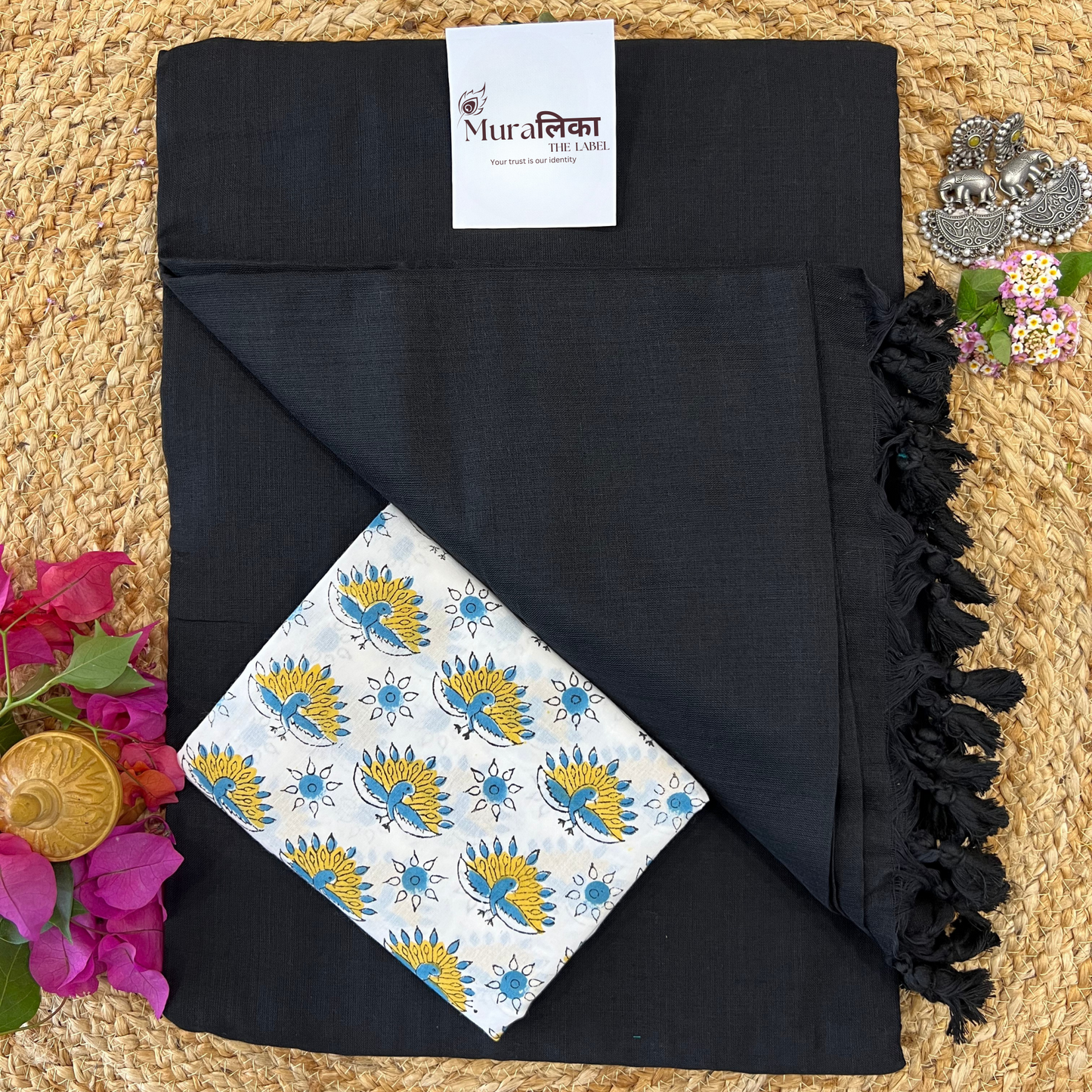 Muralika Black Handloom Saree