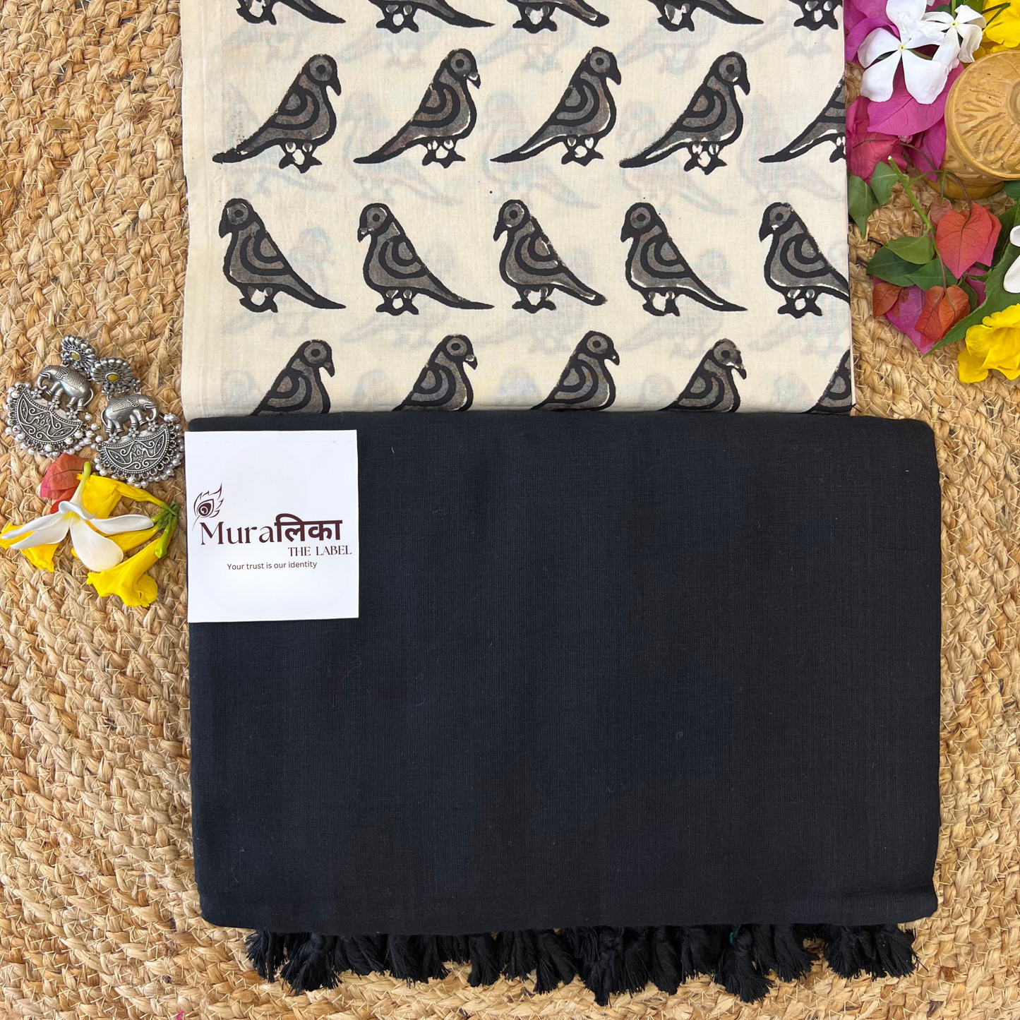 Muralika Black Handloom Saree