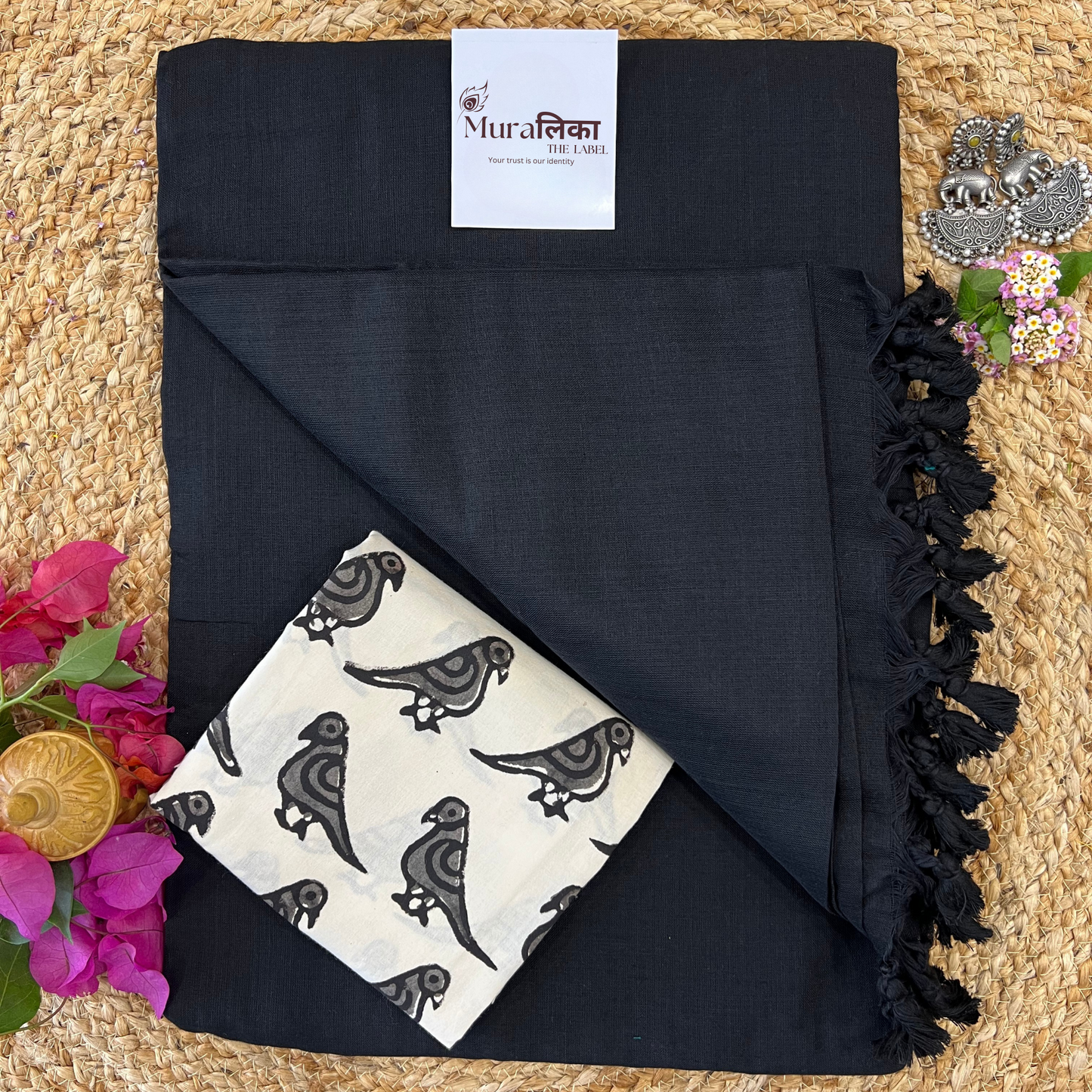 Muralika Black Handloom Saree