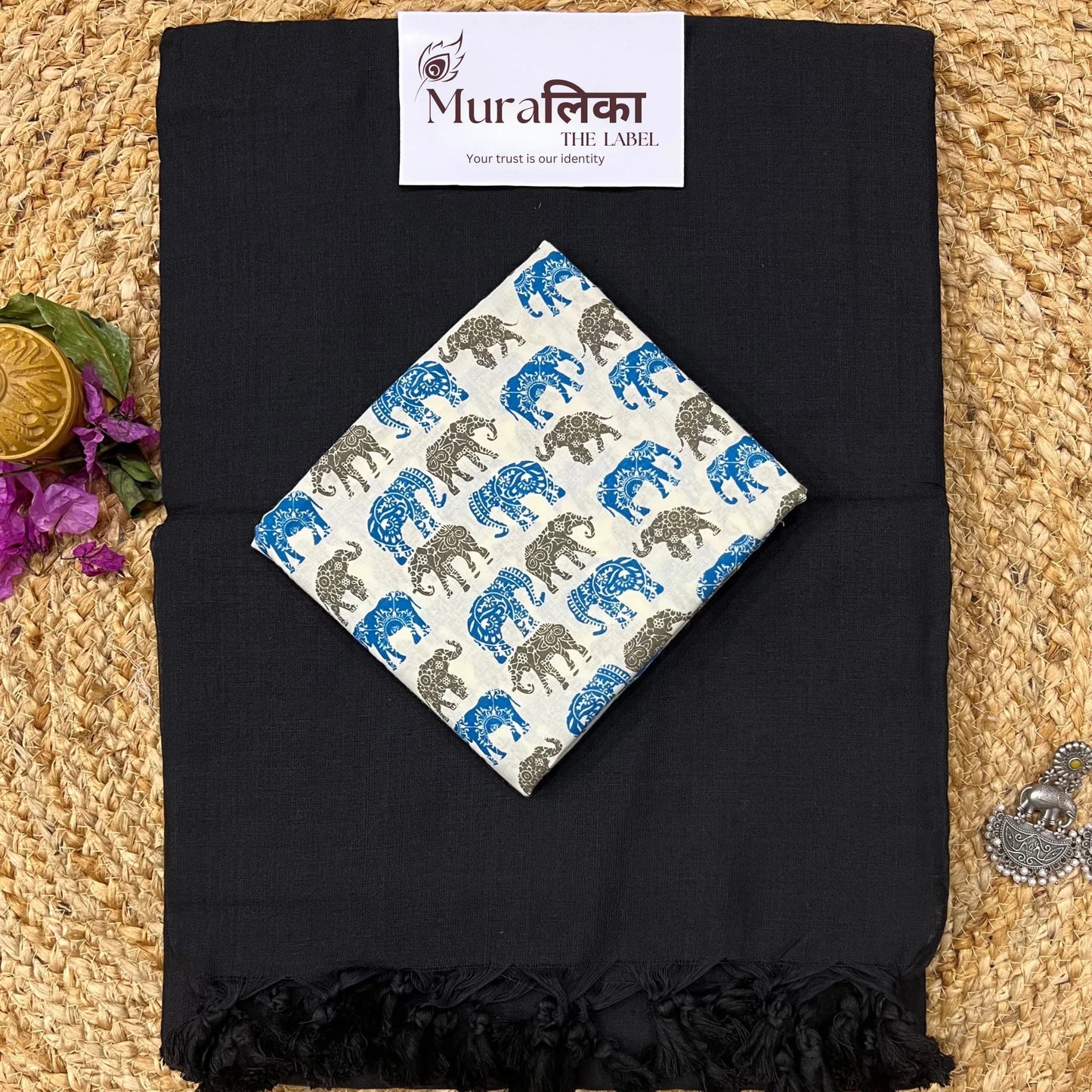 Muralika Black Handloom Saree - Muralika the label
