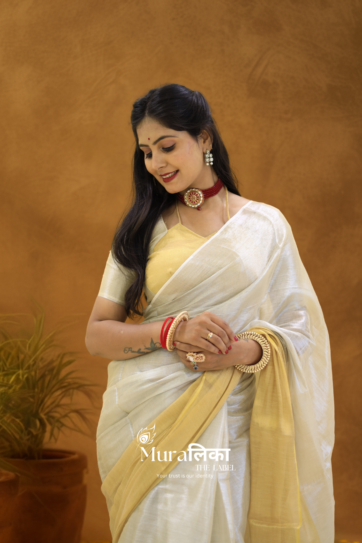 Muralika Pure Elegance Half n Half Handloom Tissue Saree