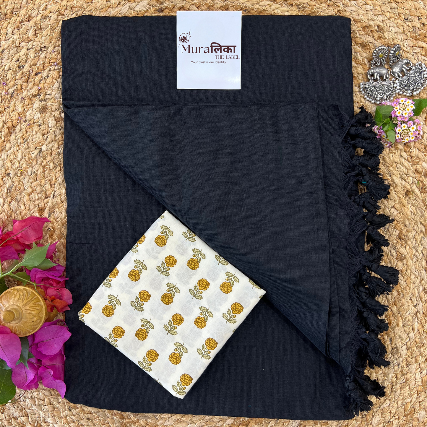 Muralika Black Handloom Saree