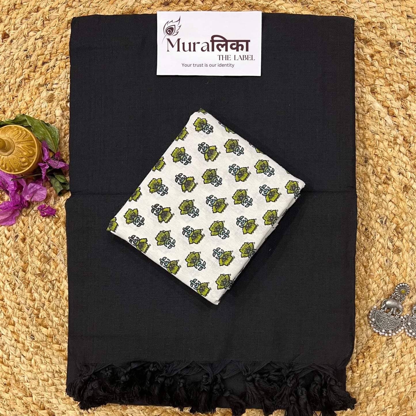 Muralika Black Handloom Saree - Muralika the label