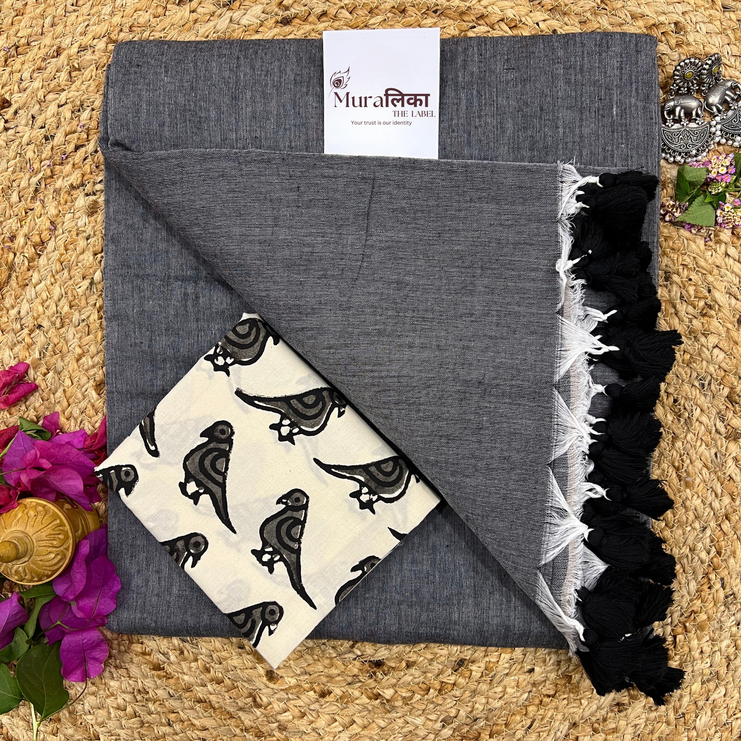 Muralika Grey Handloom Saree