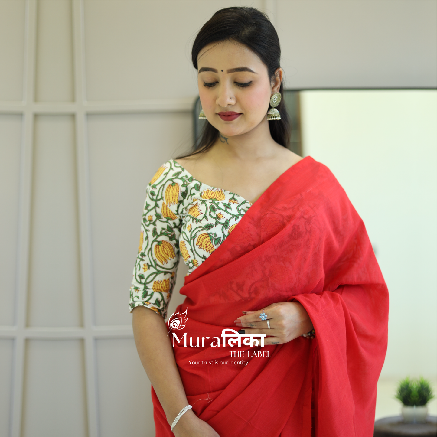 Muralika Red Handloom Saree