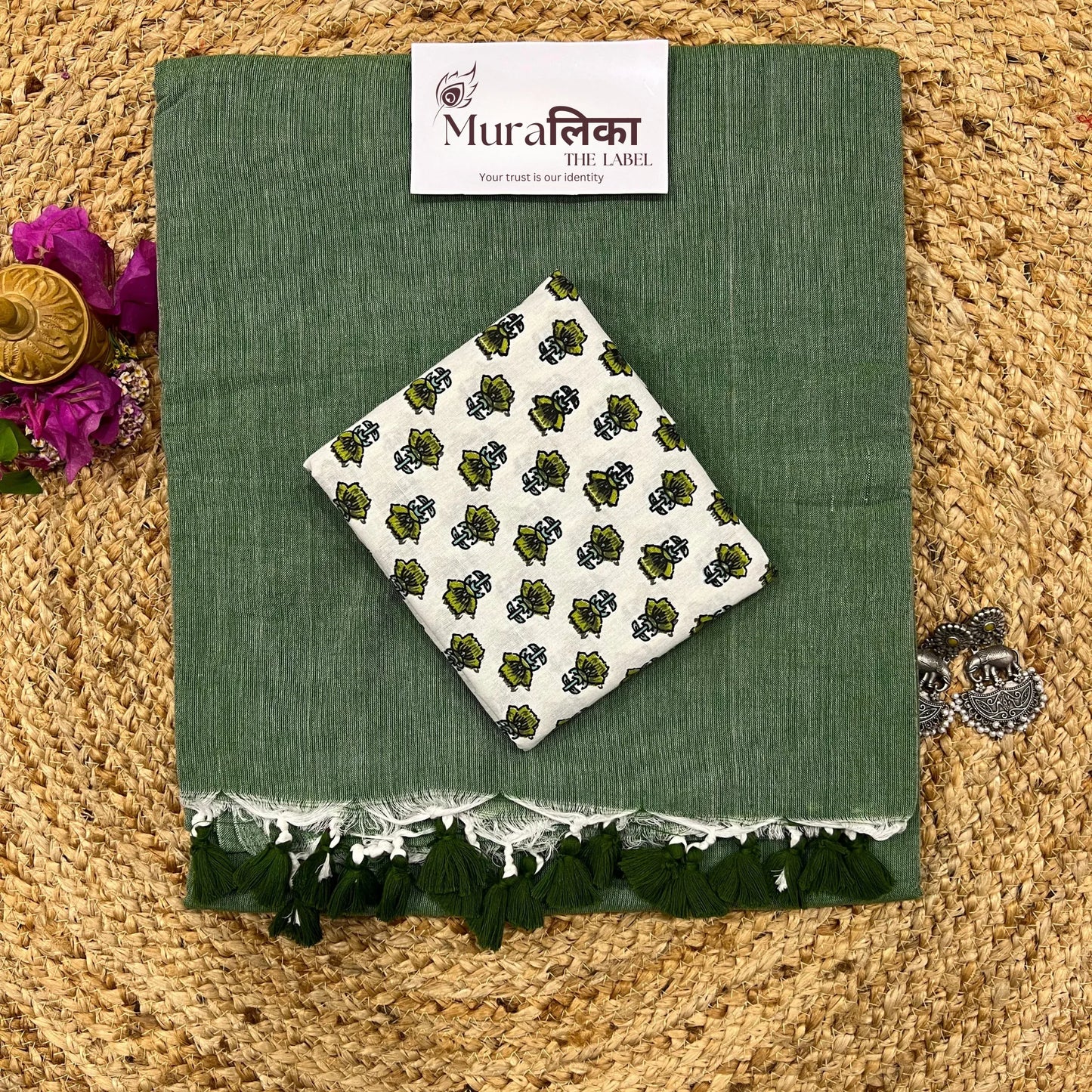 Muralika Leaf Green Handloom Saree - Muralika the label