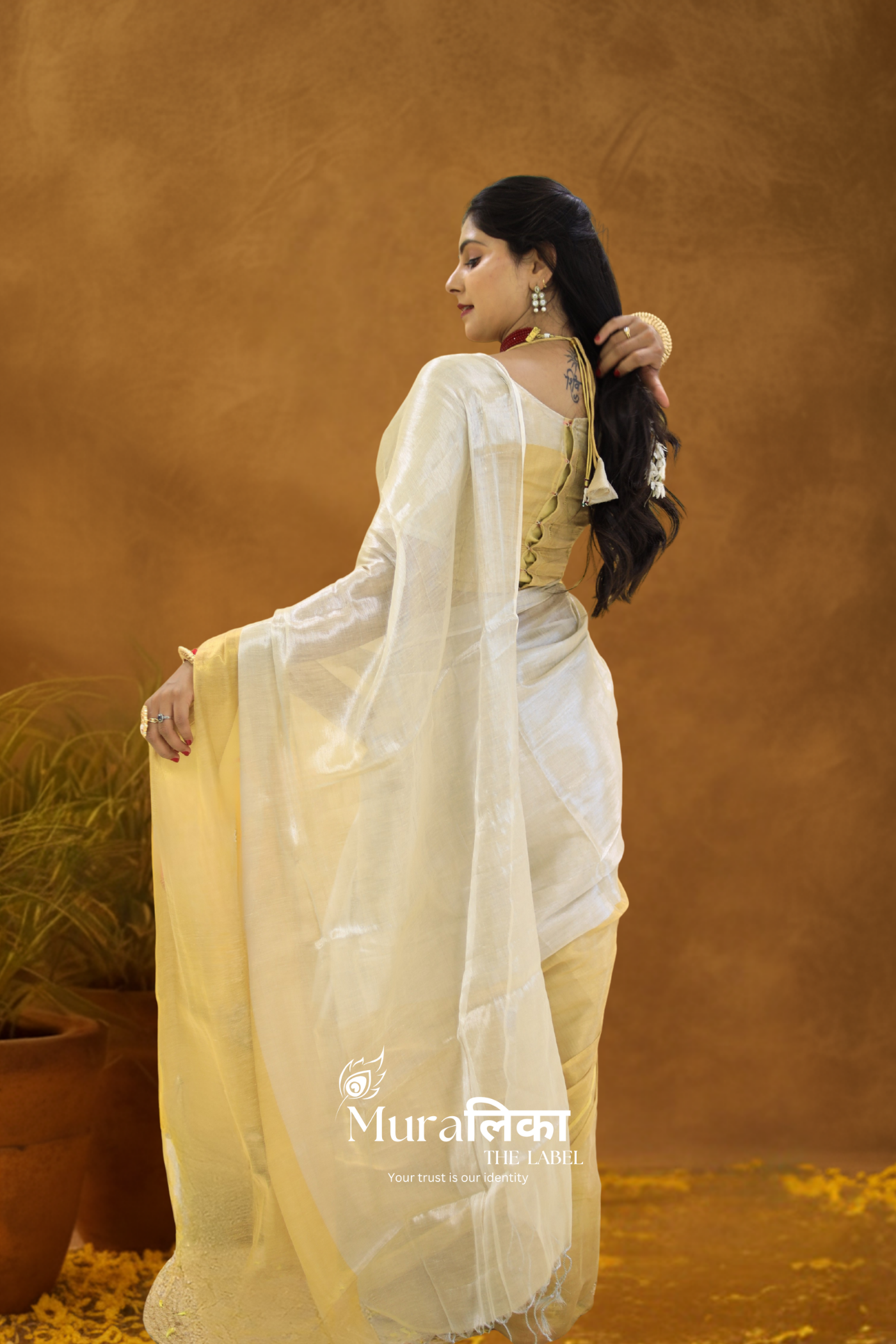 Muralika Pure Elegance Half n Half Handloom Tissue Saree