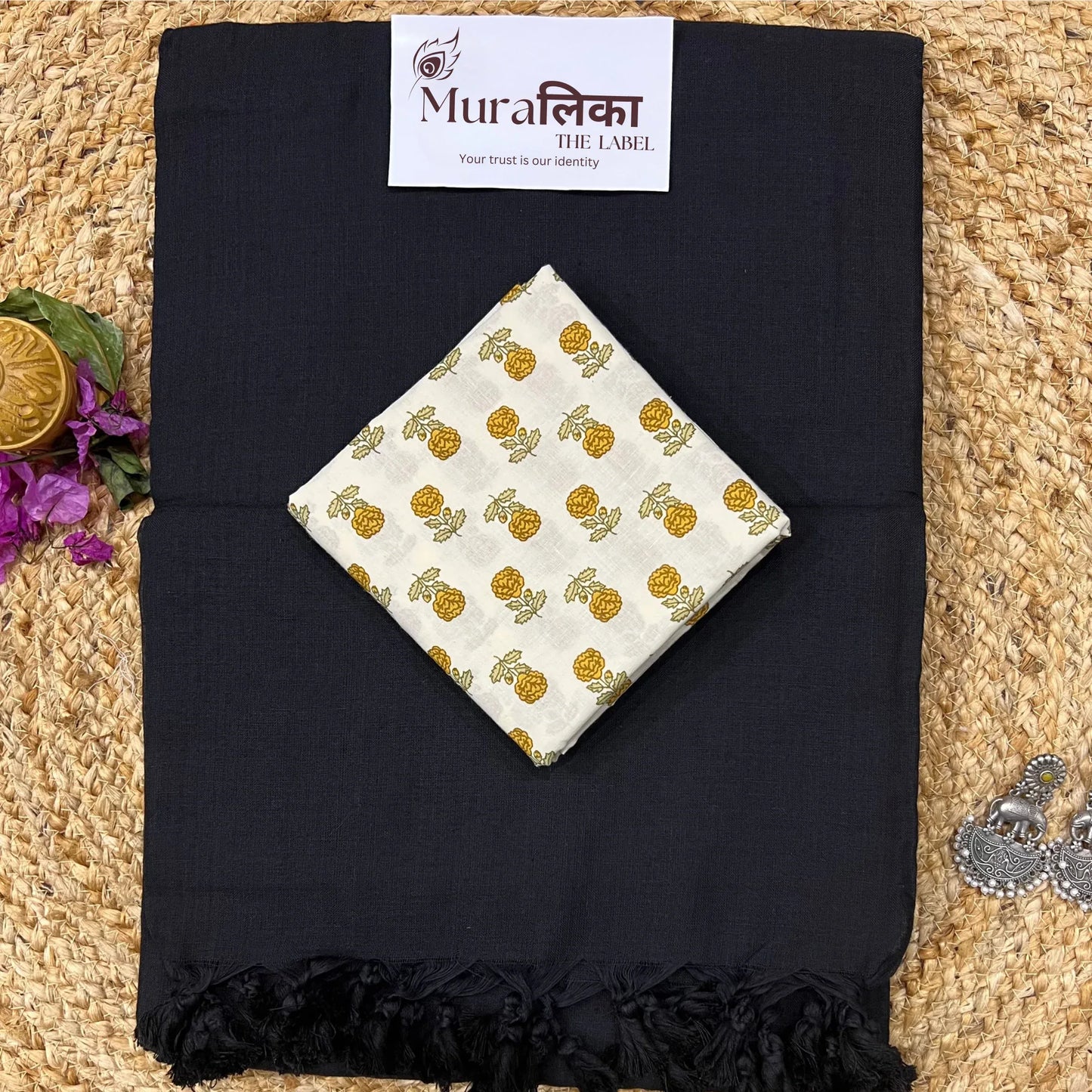 Muralika Black Handloom Saree - Muralika the label