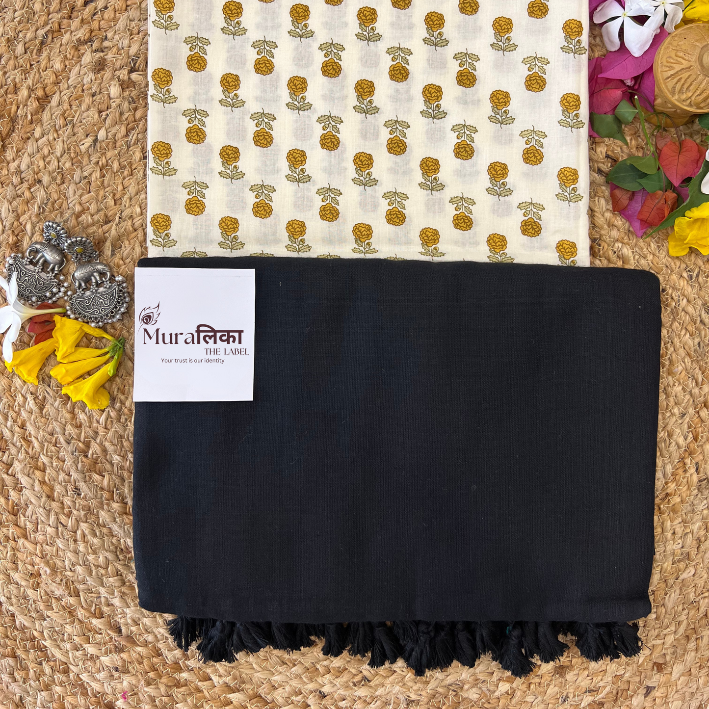 Muralika Black Handloom Saree