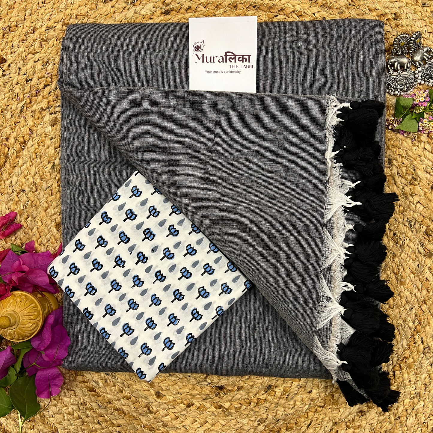 Muralika Grey Handloom Saree
