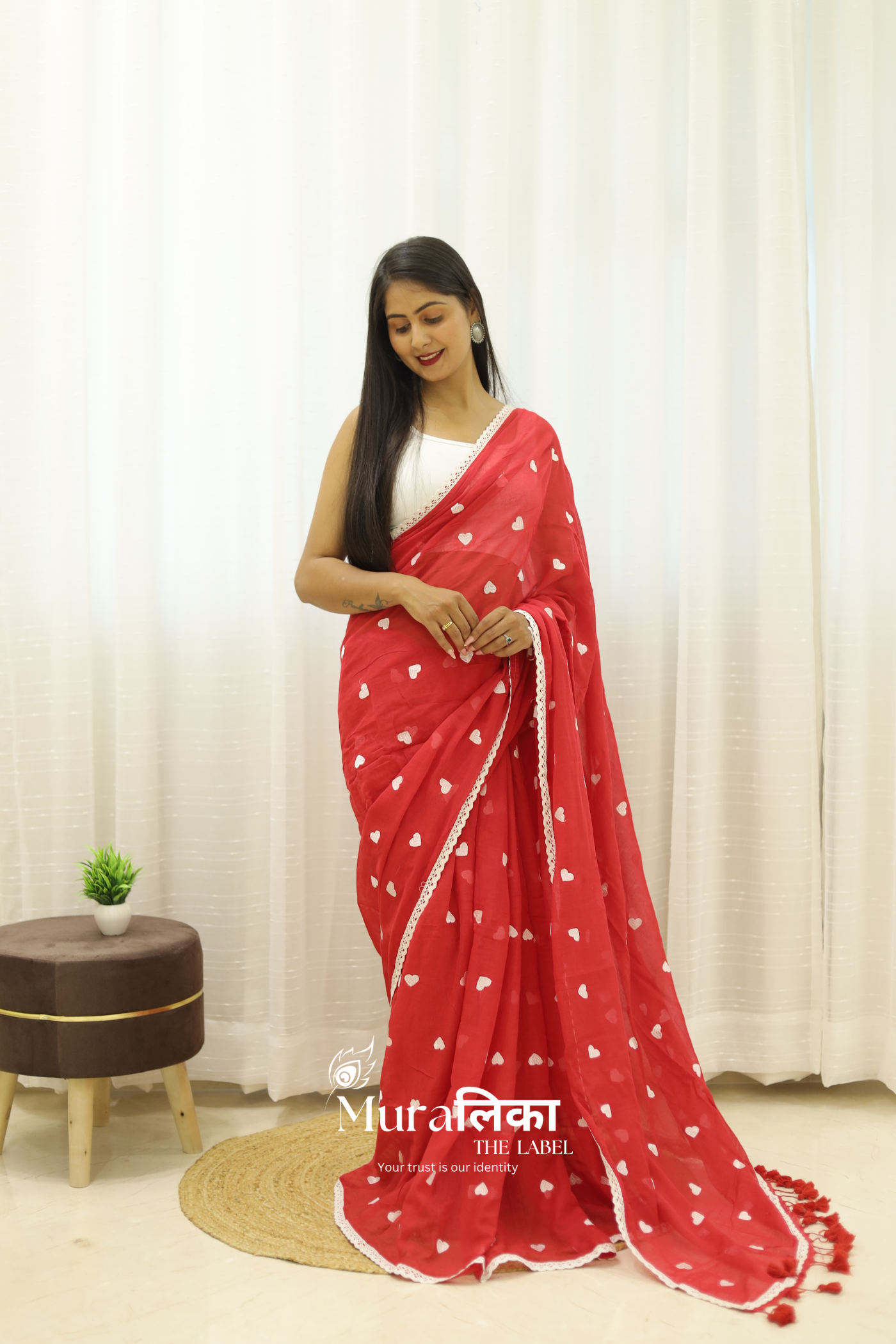 Dil Red Embroidered Mulmul Cotton Saree
