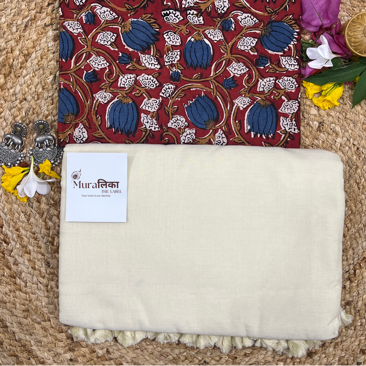 Muralika Off White Handloom Saree