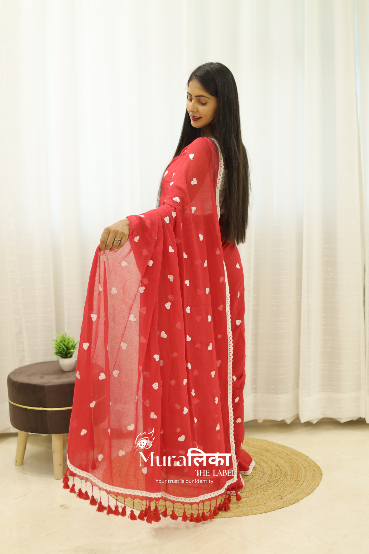 Dil Red Embroidered Mulmul Cotton Saree