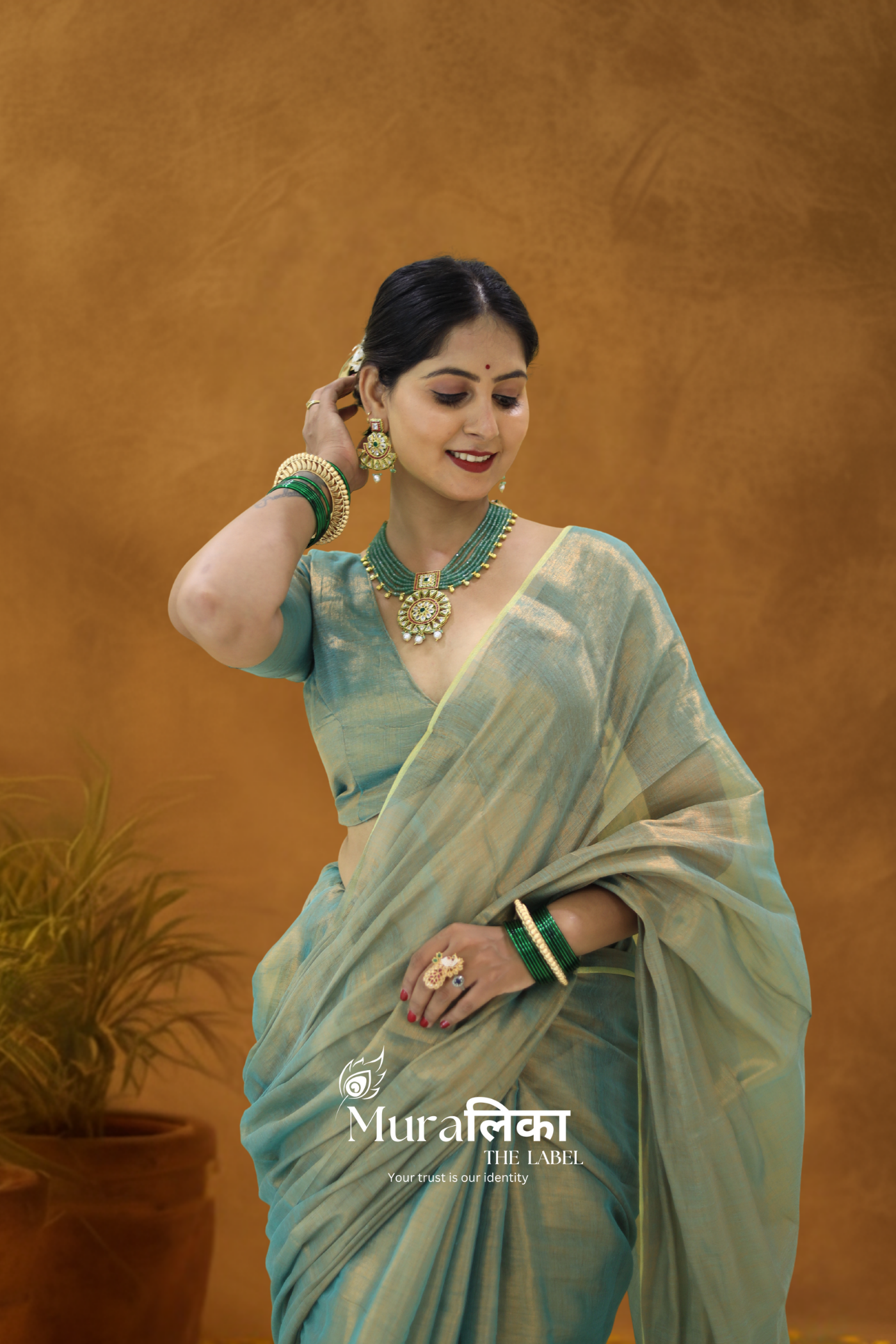 Muralika Pure Elegance Handloom Tissue Saree