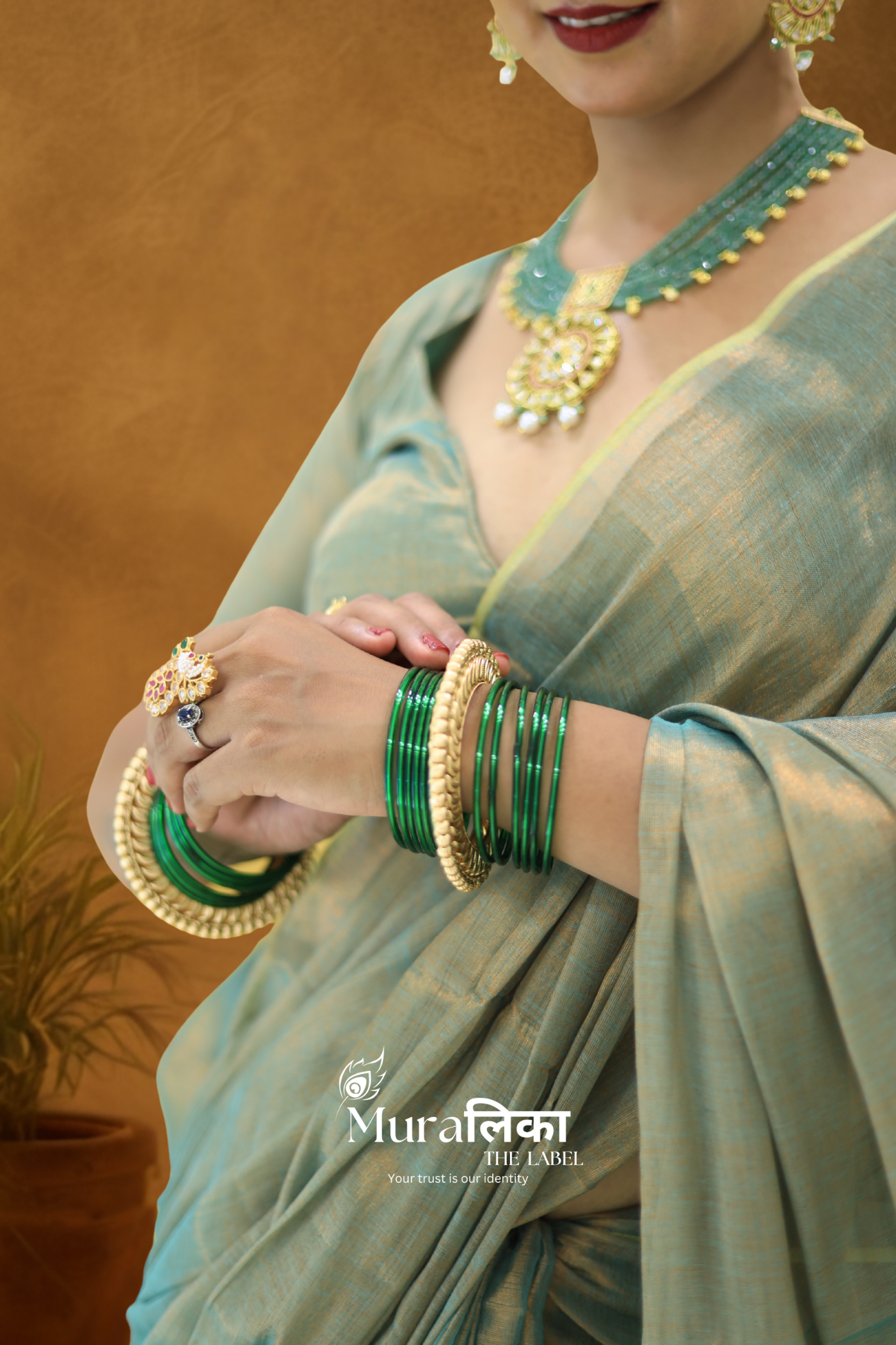 Muralika Pure Elegance Handloom Tissue Saree