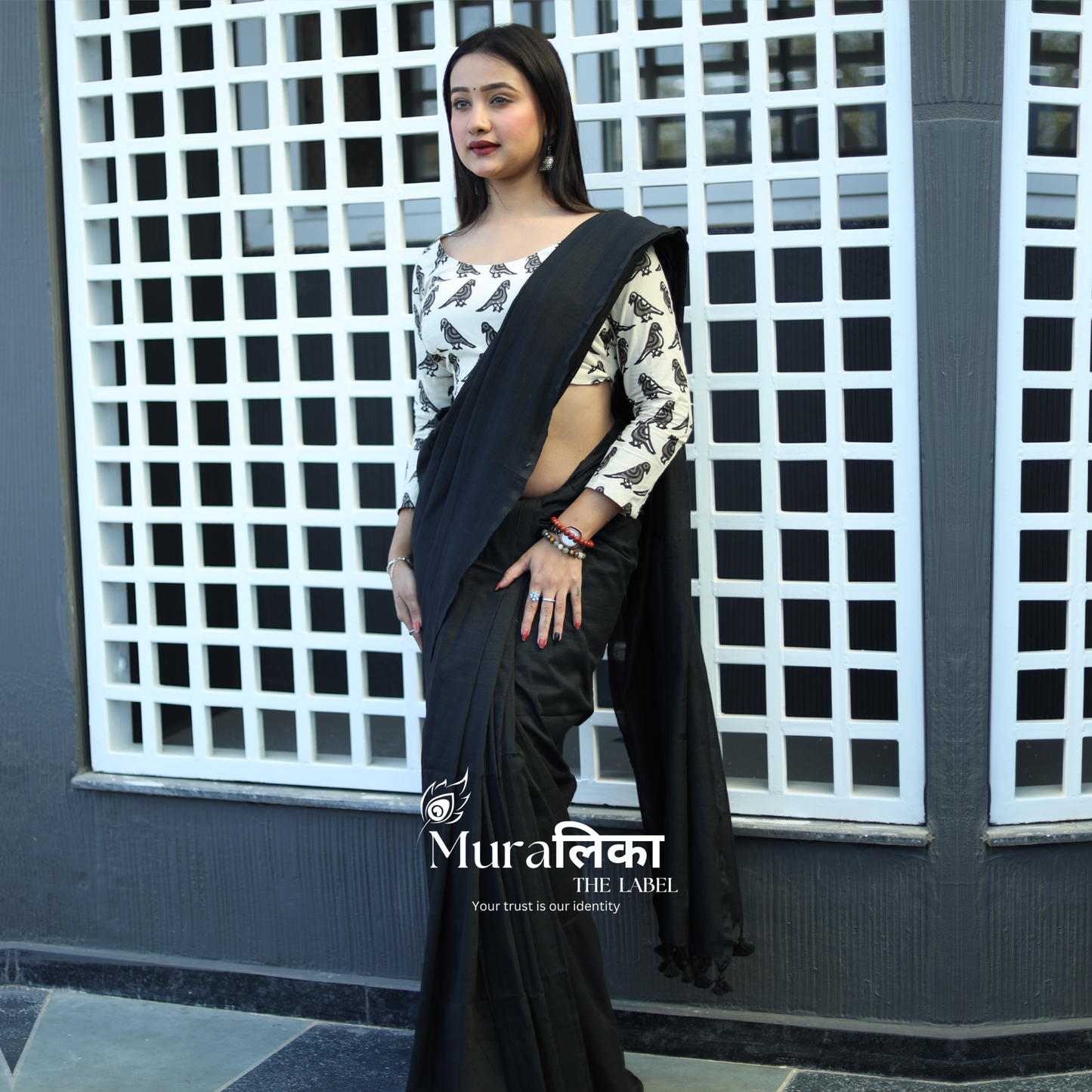 Muralika Black Handloom Saree