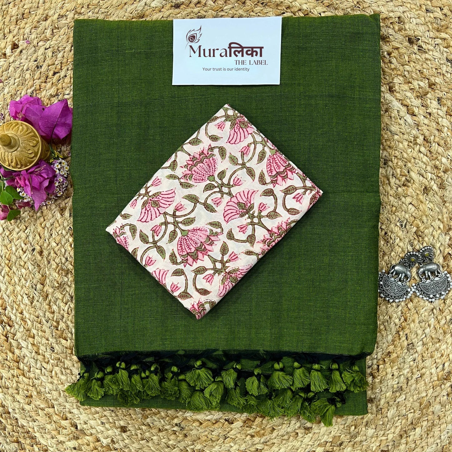 Muralika Mehendi Green Handloom Saree - Muralika the label