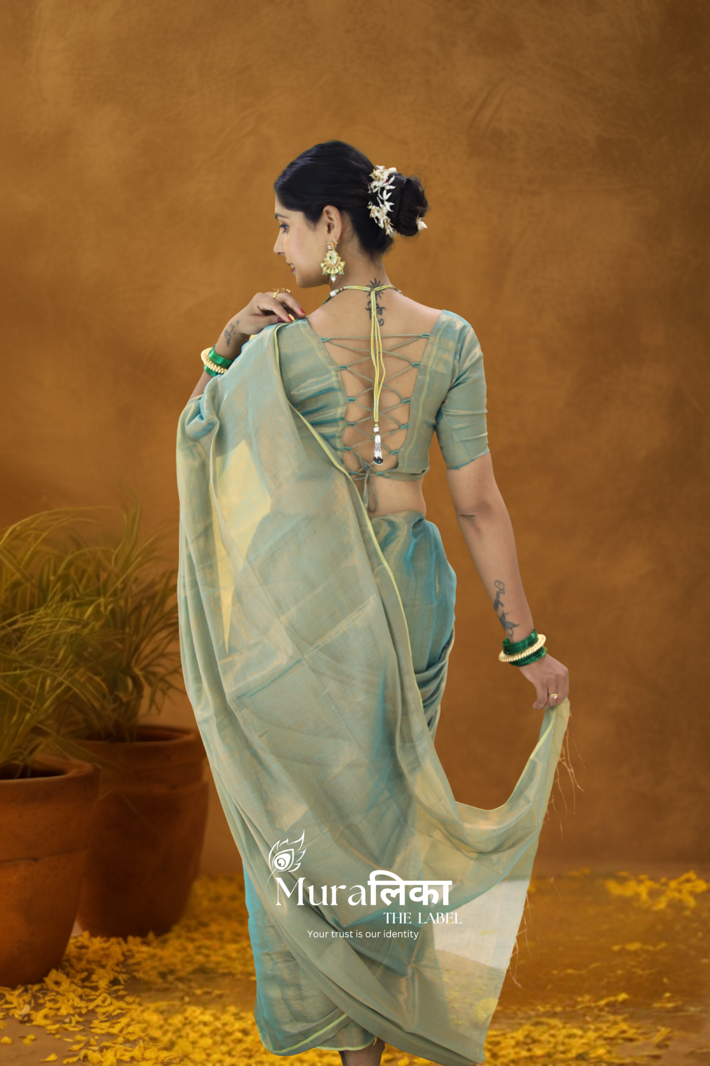 Muralika Pure Elegance Handloom Tissue Saree