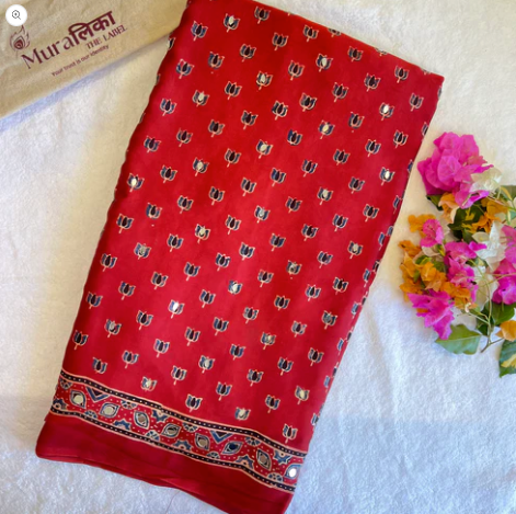 Which D2C brands offer the best Ajrakh sarees in India?