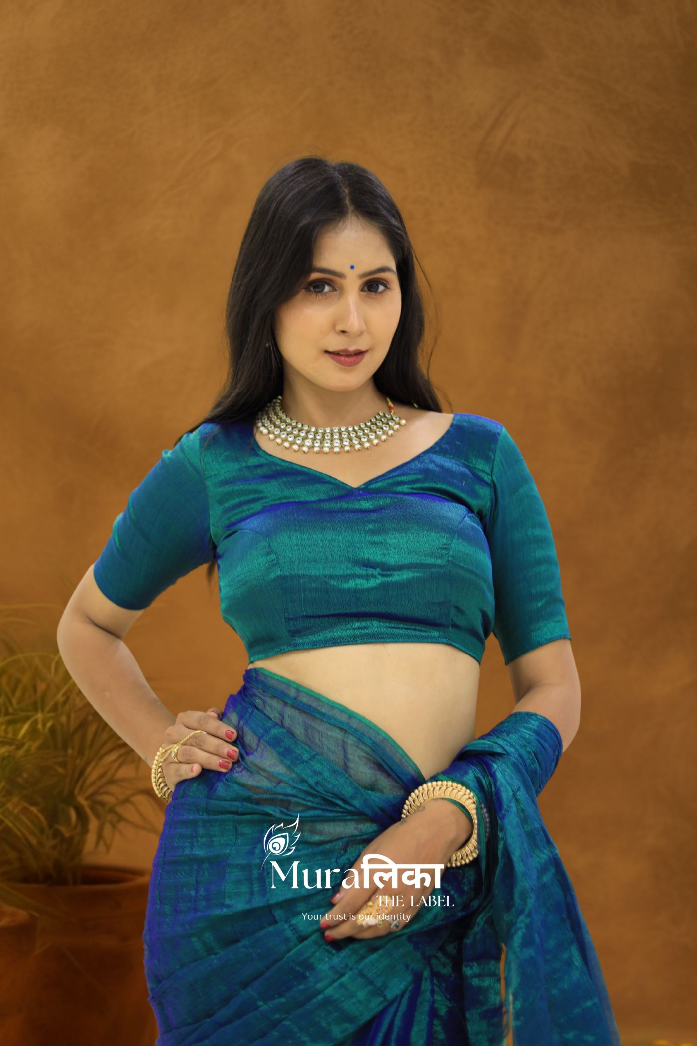 Muralika Pure Elegance Handloom Tissue Saree