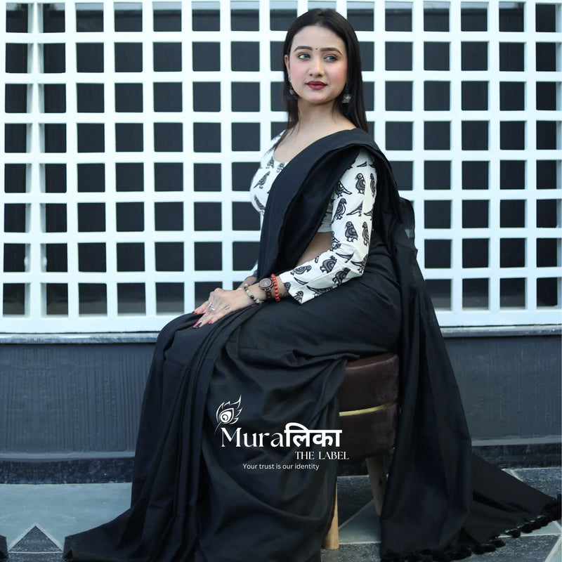 Muralika Black Handloom Saree - Muralika the label