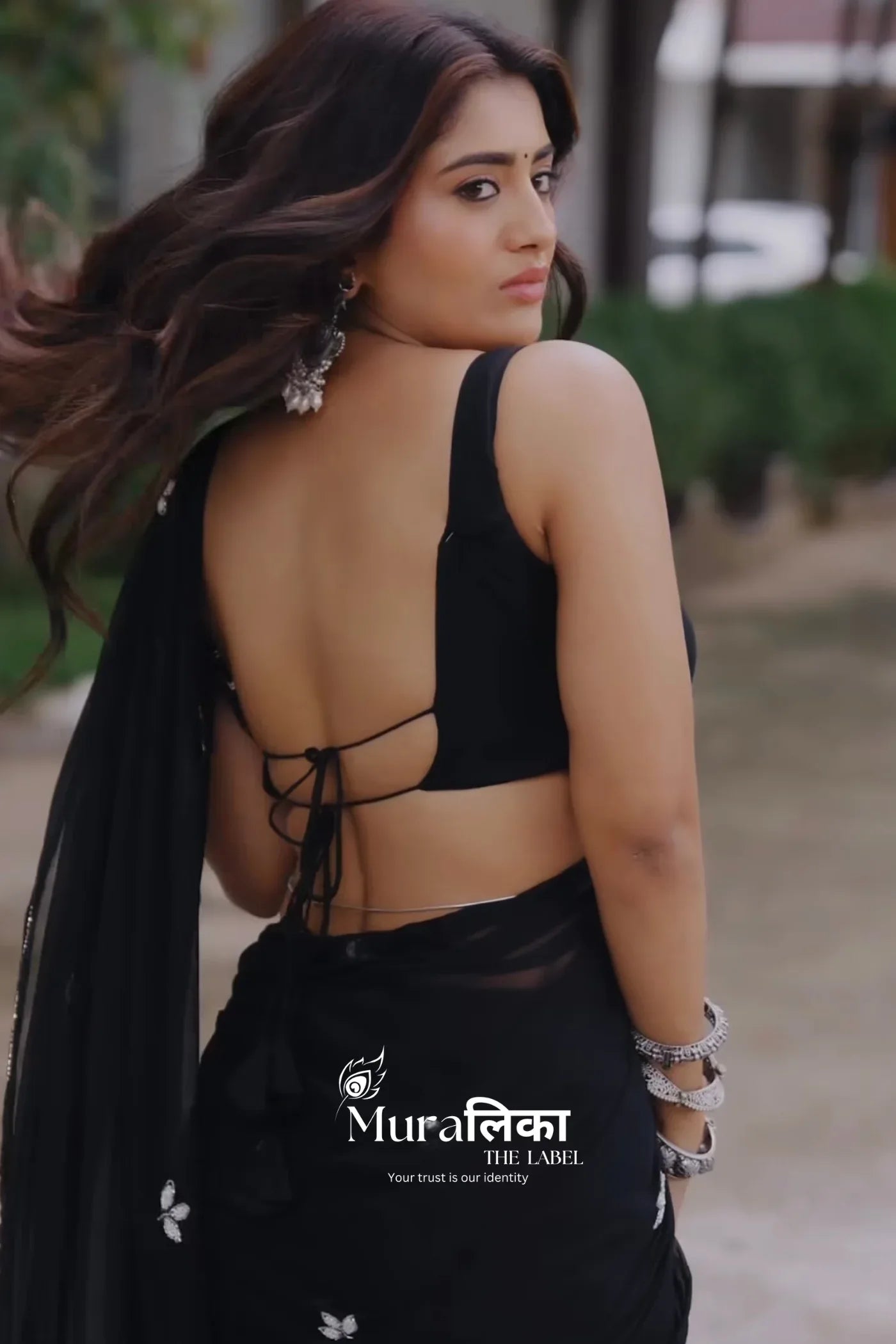 Muralika Black handwork Chiffon Saree - Muralika the label