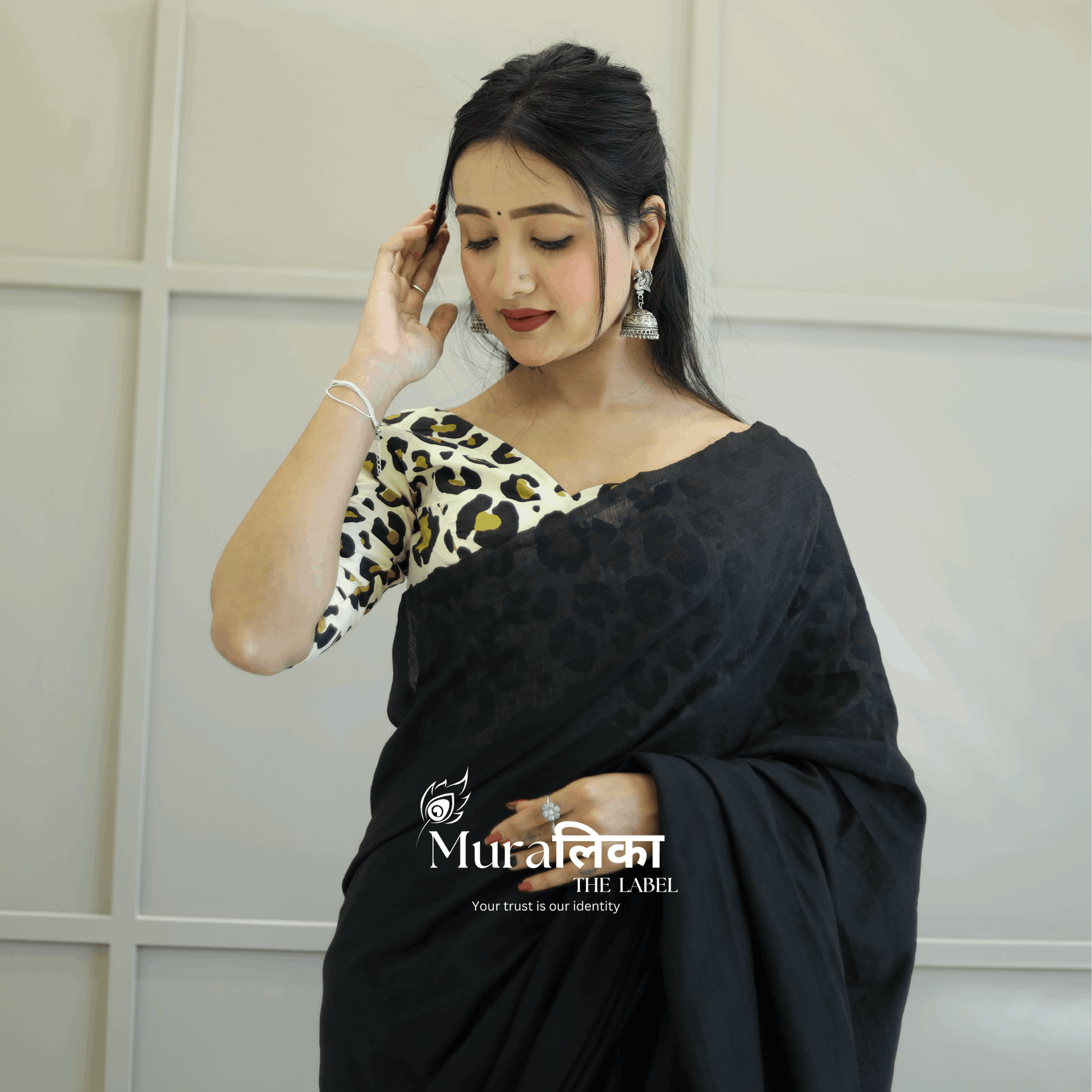 Muralika Black Handloom Saree