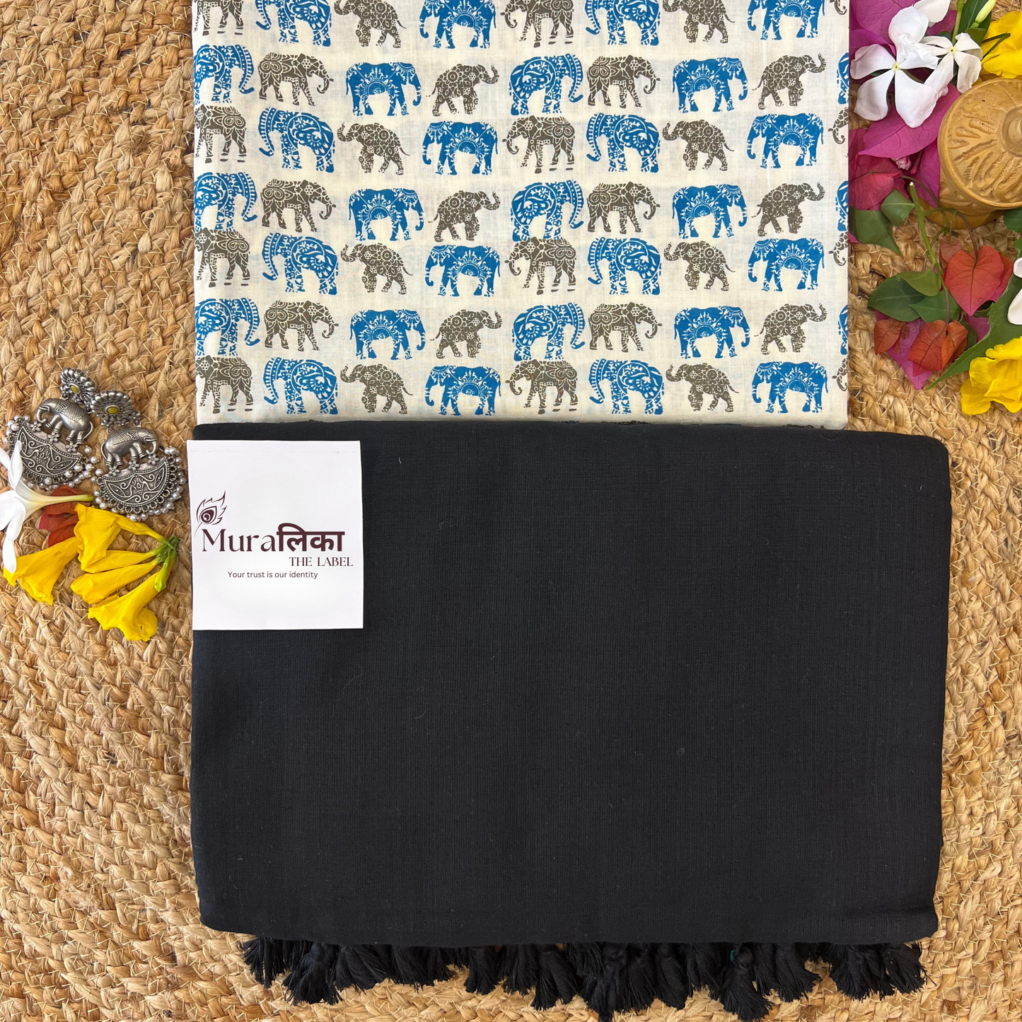 Muralika Black Handloom Saree