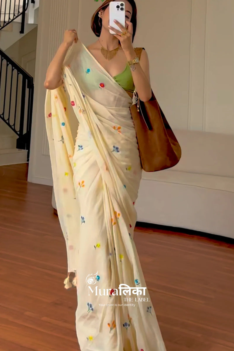 Phoolwari Off white Embroireded Mulmul Cotton Saree - Muralika the label