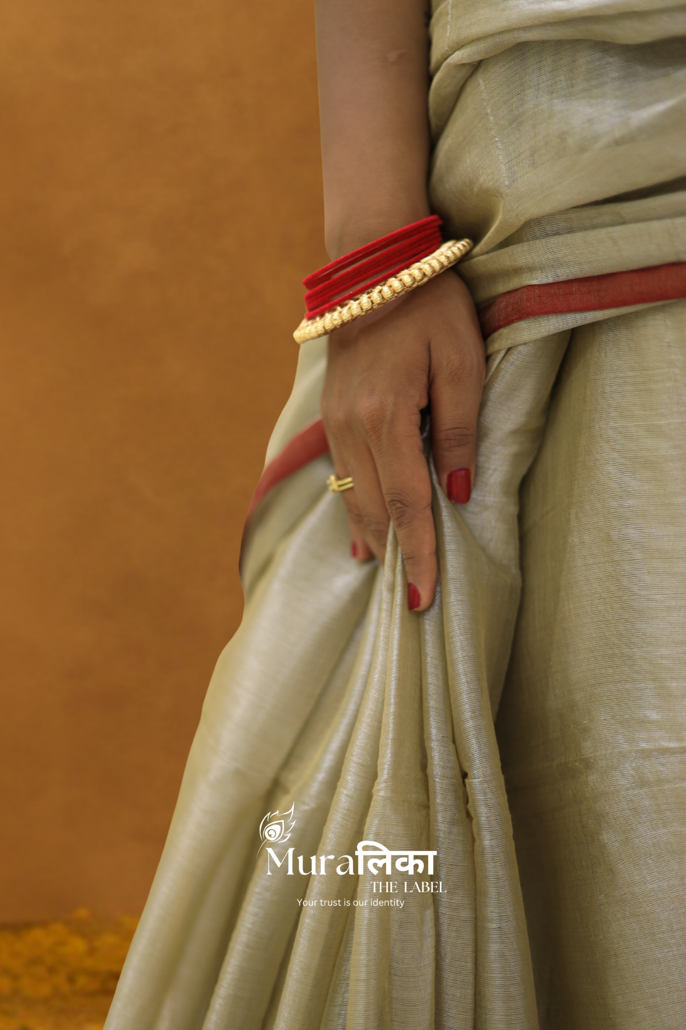 Muralika Pure Elegance Handloom Tissue Saree