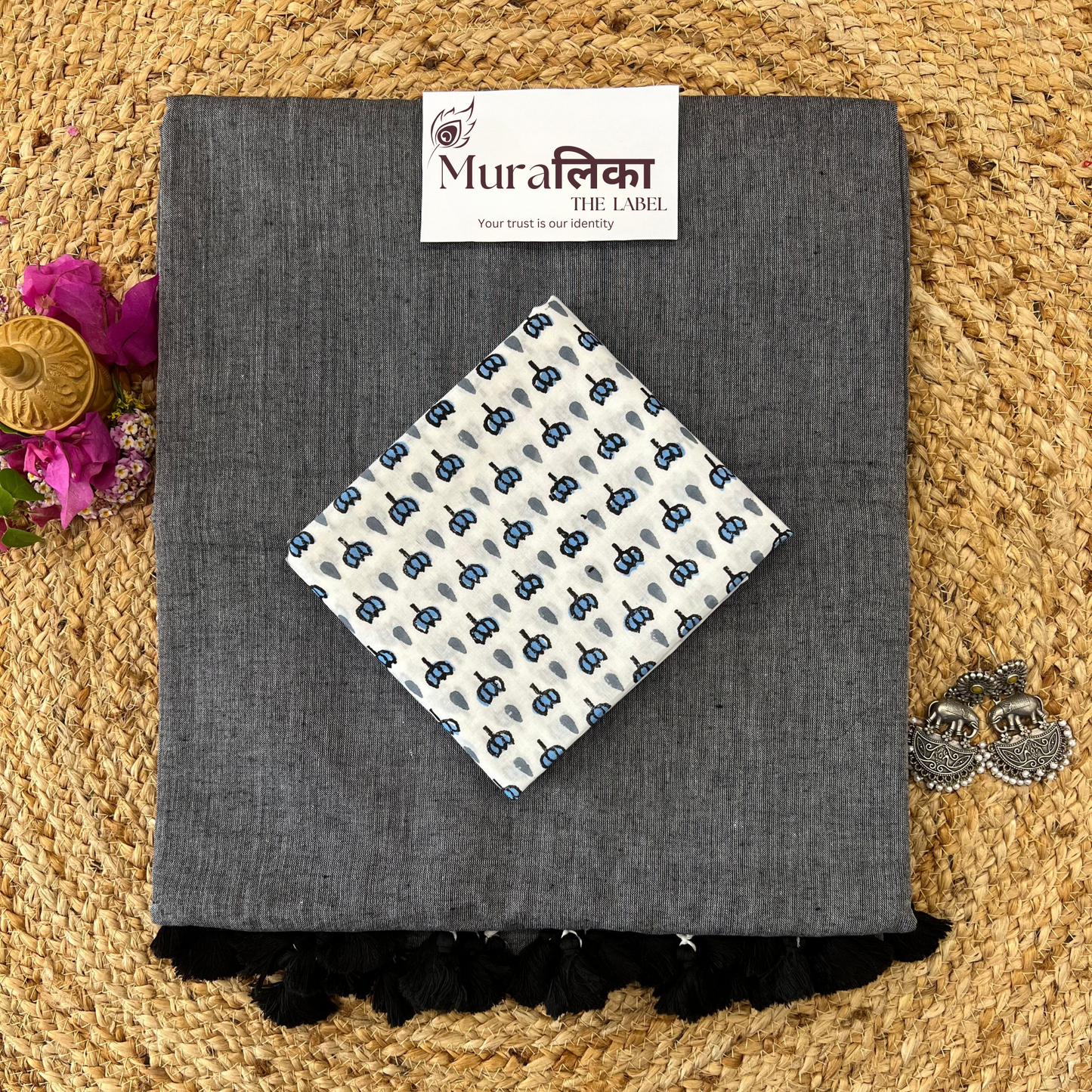 Muralika Grey Handloom Saree